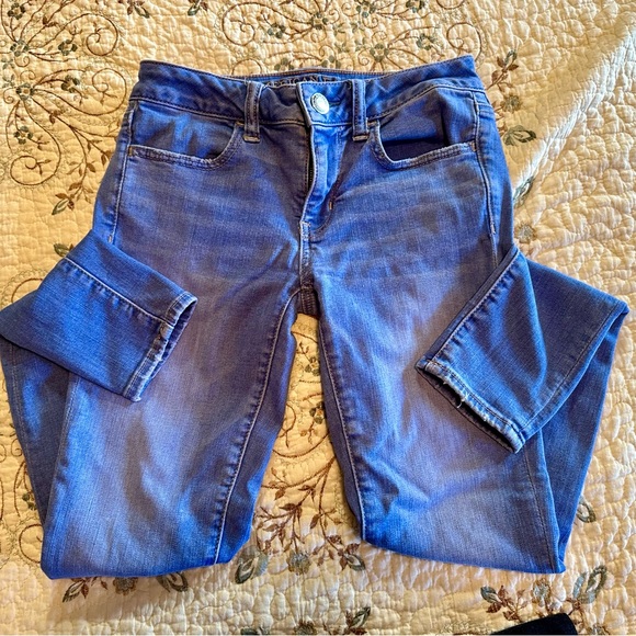 American Eagle 🦅 skinny jeans - Picture 2 of 4